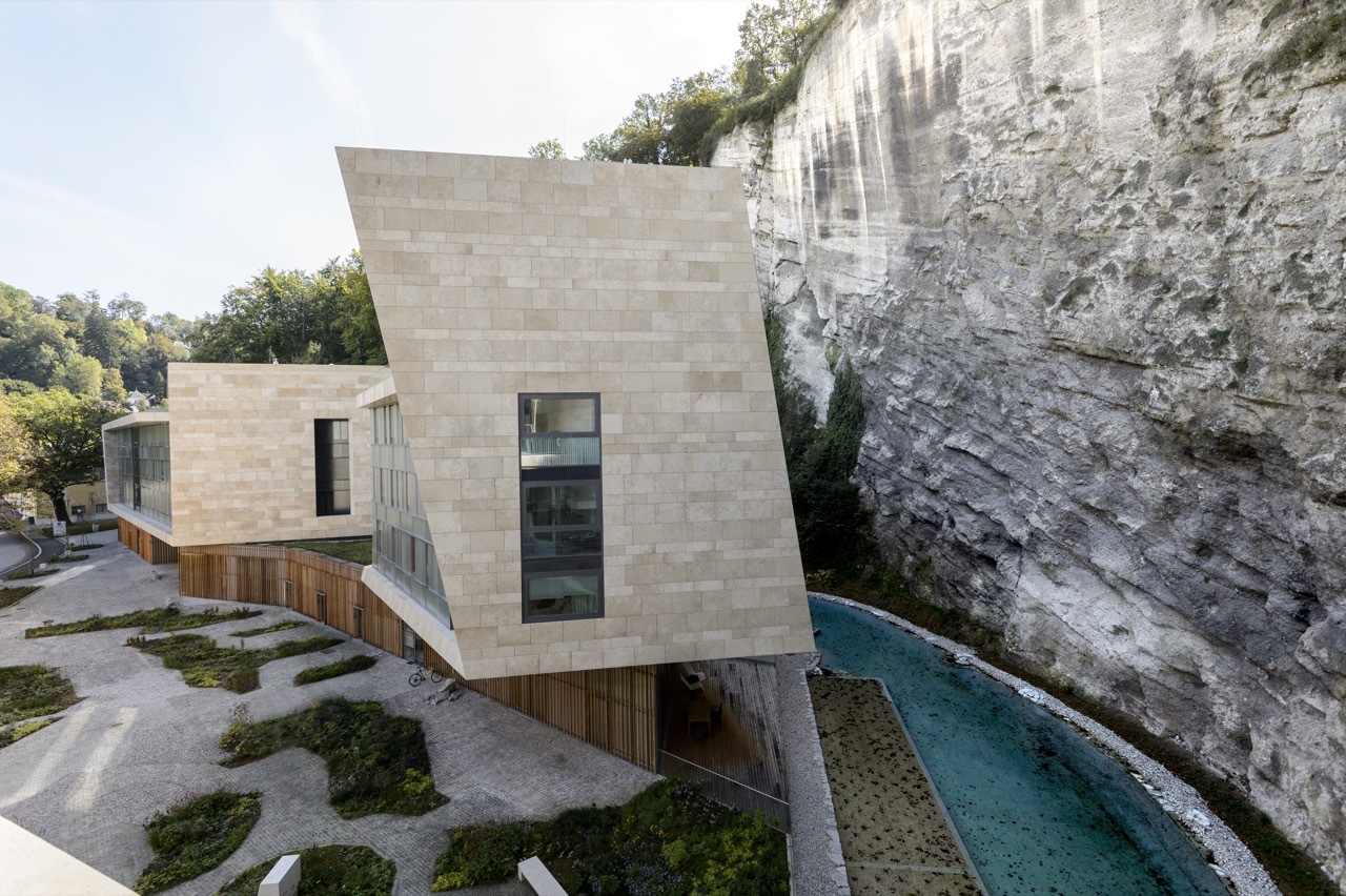 奥地利萨尔斯堡珍宝住宅区——自然与建筑的和谐对话-14