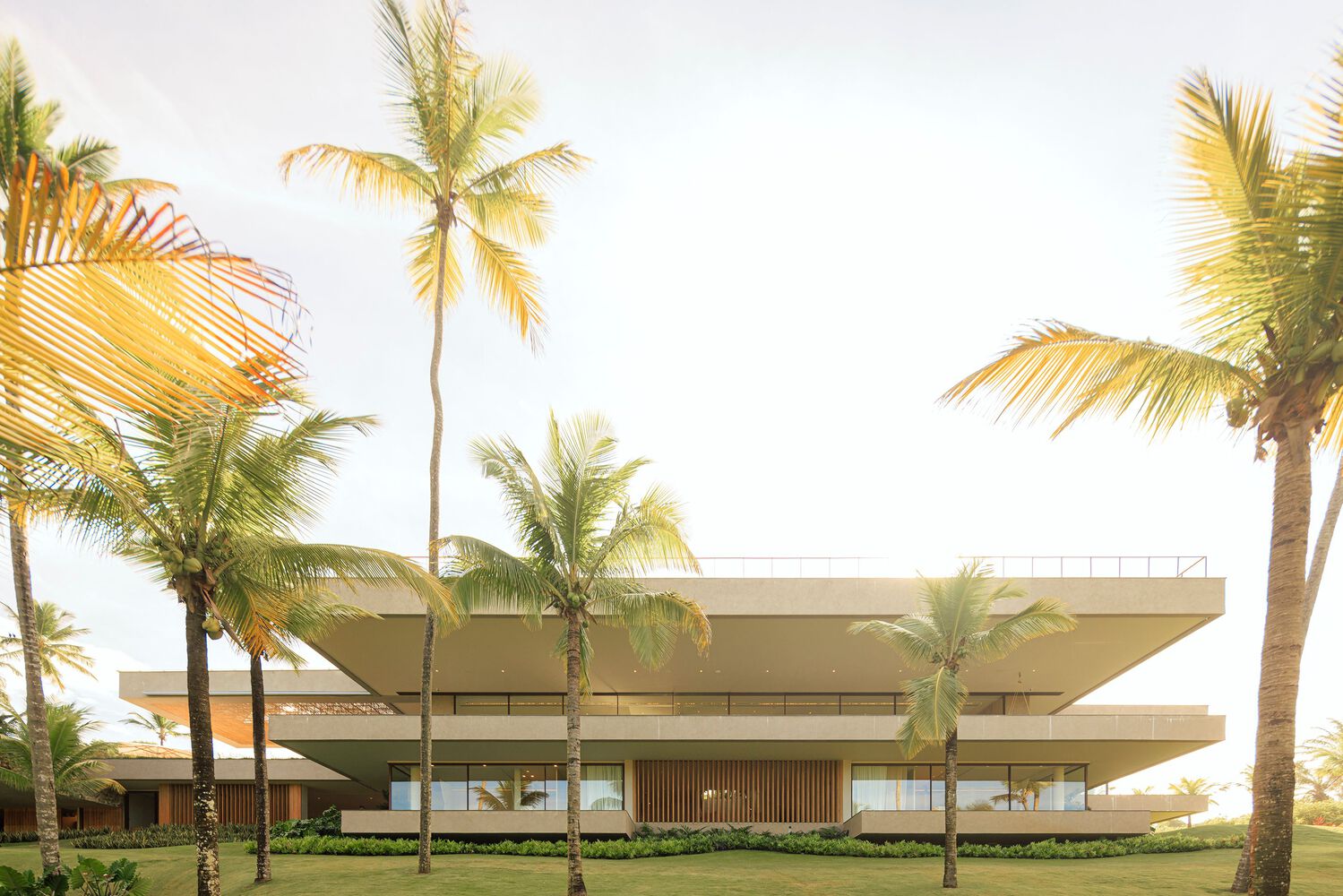 巴西丛林中的 01 TVN House-1