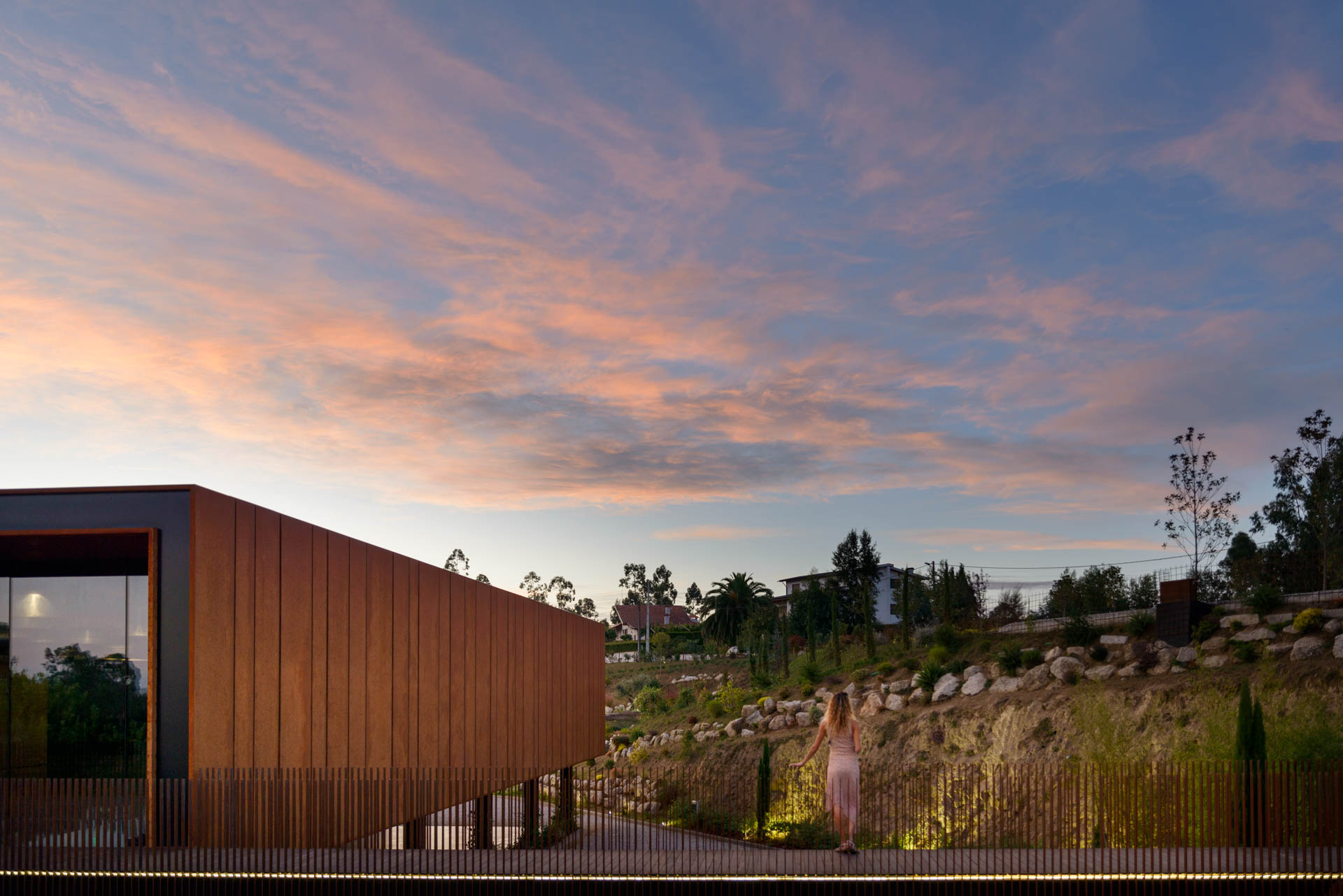 悬浮之境 | 农村餐厅的现代改造-20