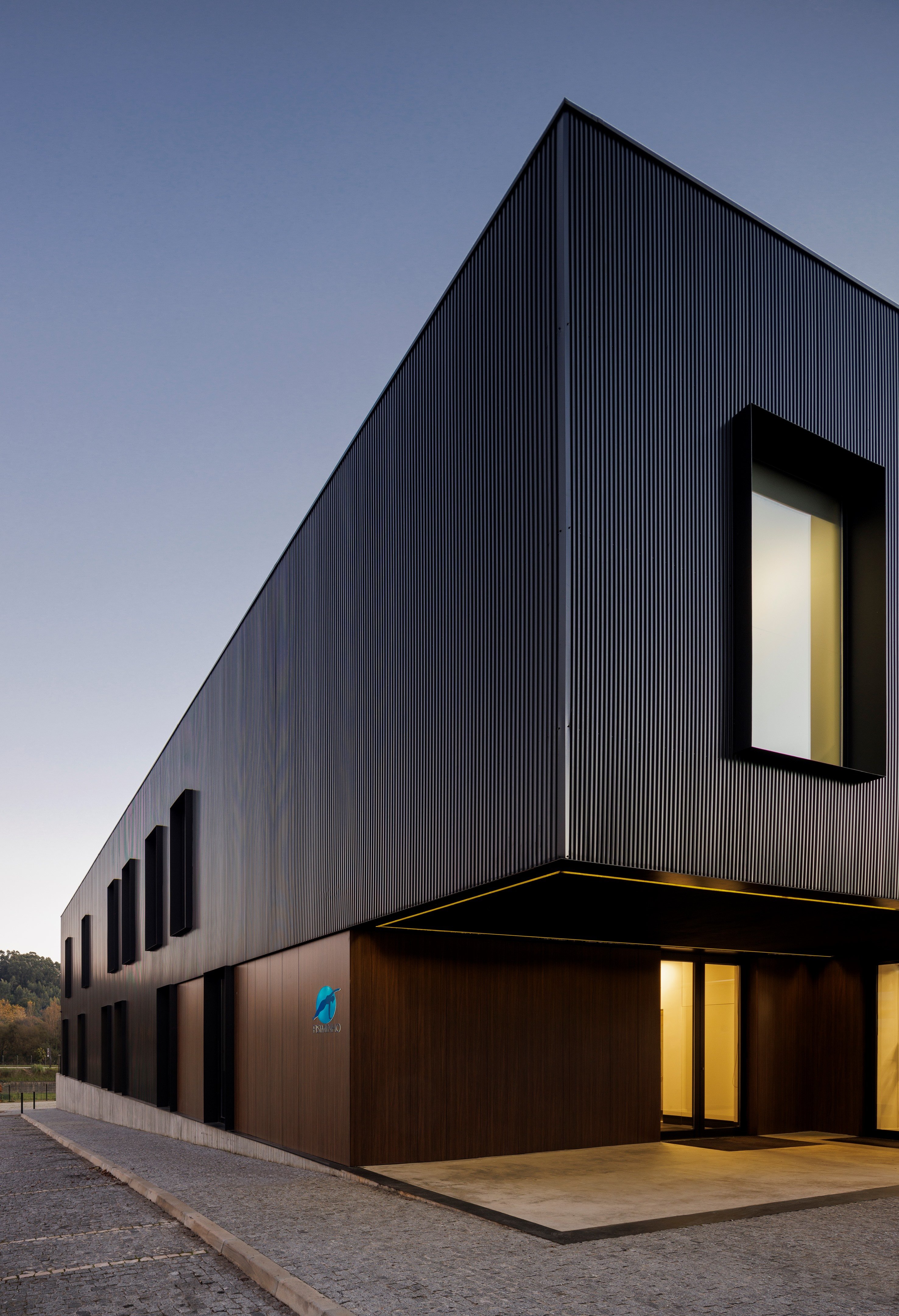 费西米尼奥物理治疗诊所丨葡萄牙丨L2C Arquitectura-54