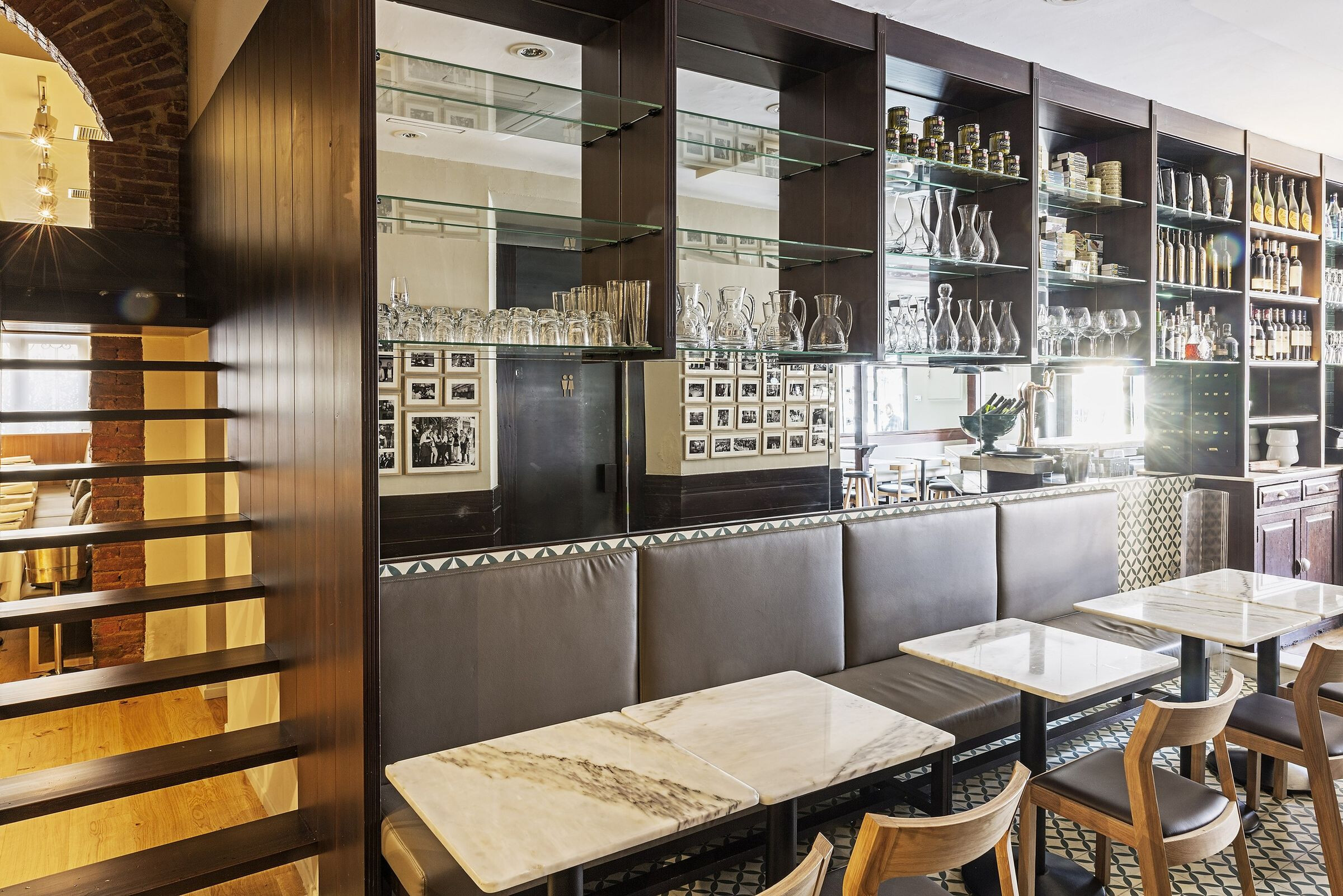 重塑历史印记，打造优雅餐饮空间-18