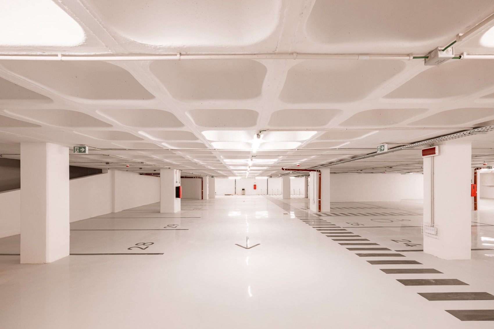 CAIS办公楼丨葡萄牙里斯本丨O ATLÂNTICO-35