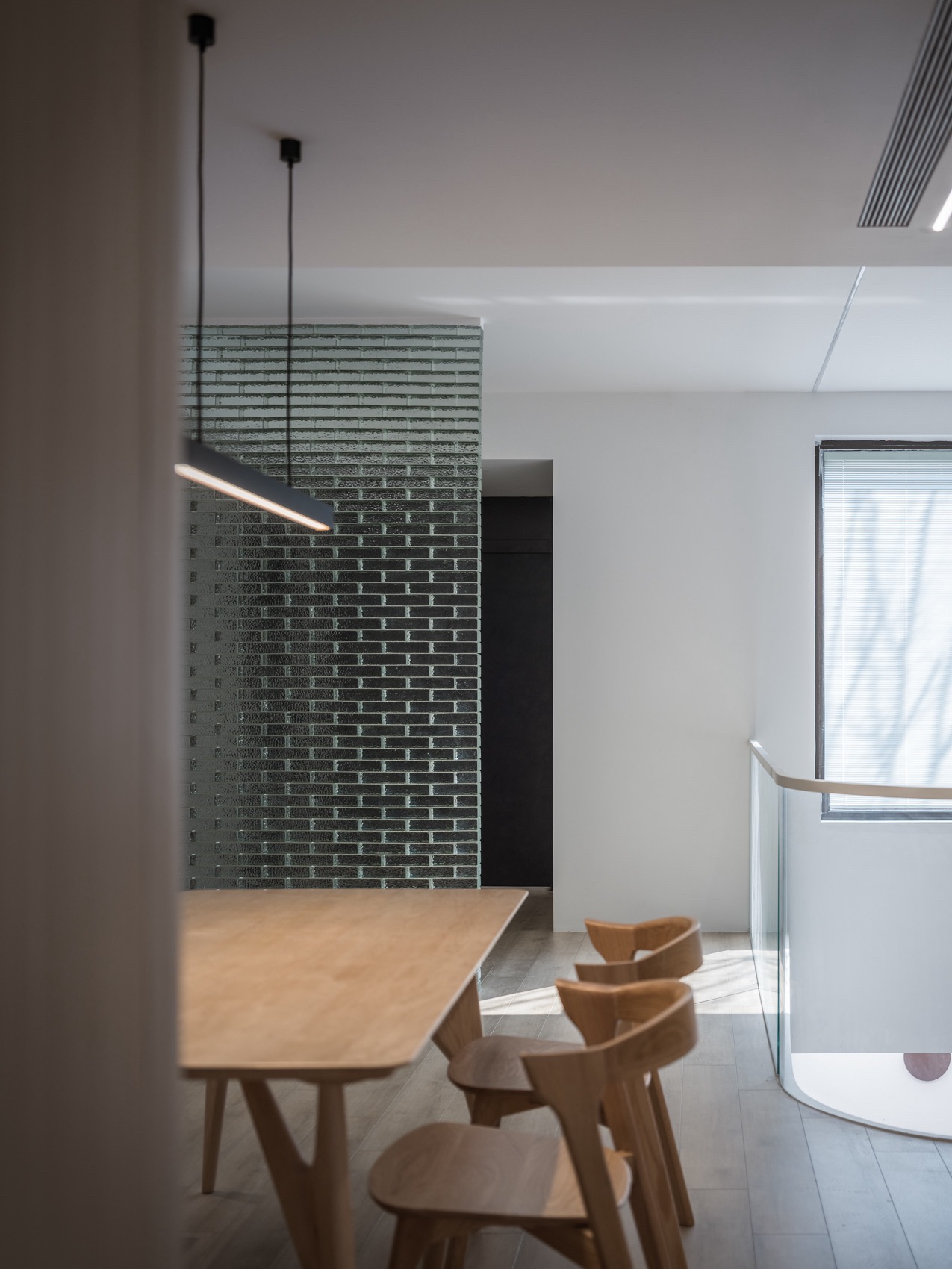 蓄光的地下厅｜上海 大海小燕设计工作室-18