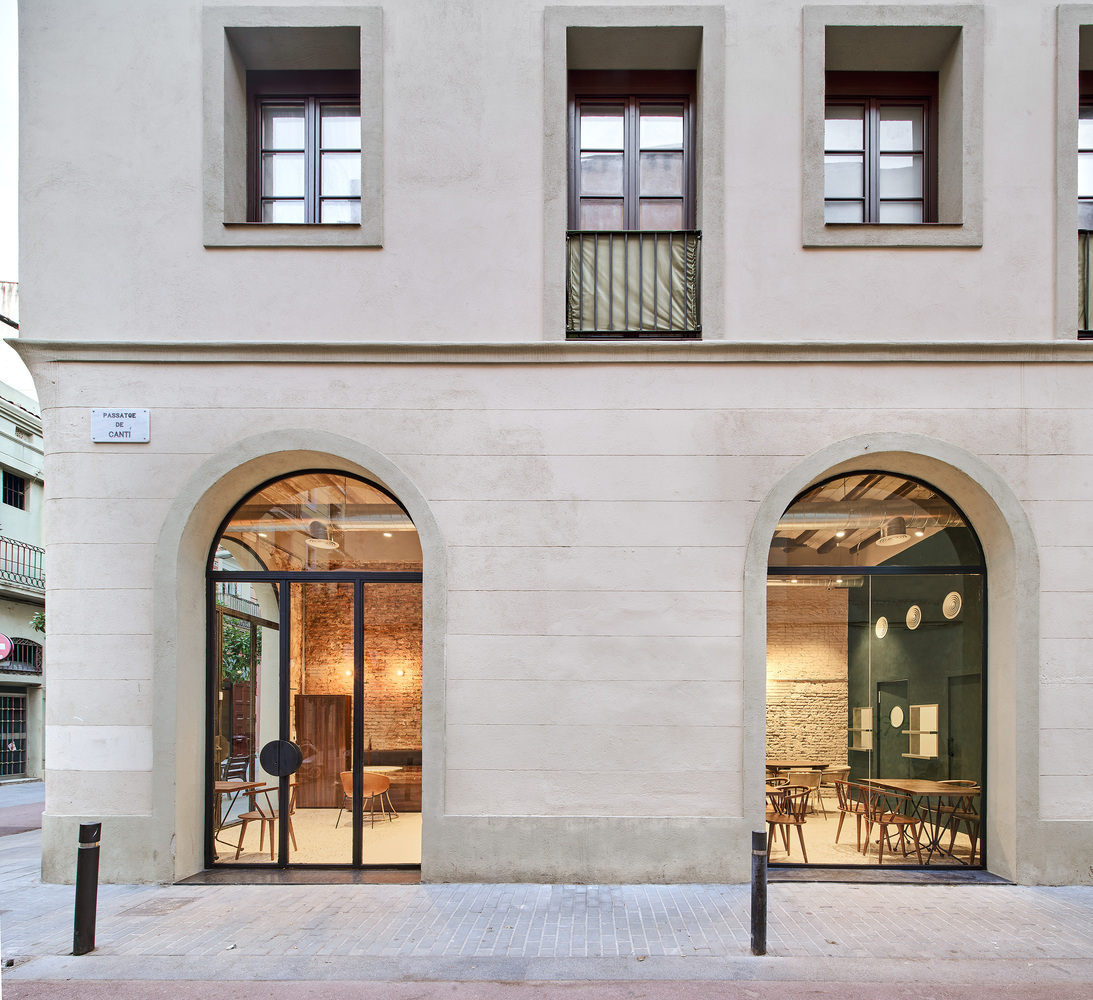 巴塞罗那的温暖工业风 | Nina Barcelona Restaurant-12