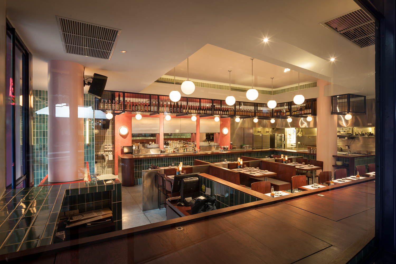 小宝餐厅 · 香港风格曼谷绽放,怀旧与当代的完美交融-35