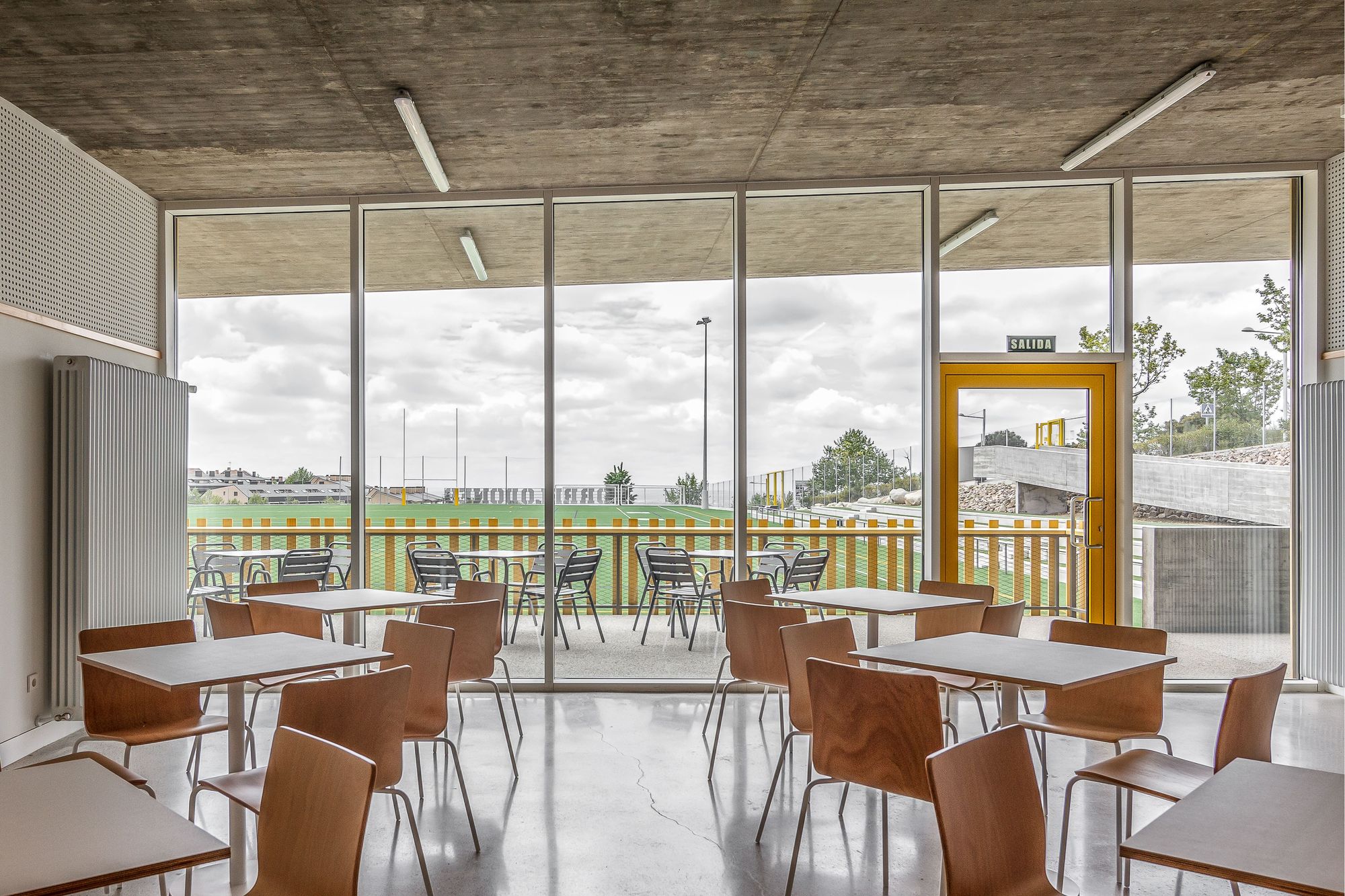 Antonio Martin 运动场丨西班牙丨DIAZ DONCEL arquitectos-33