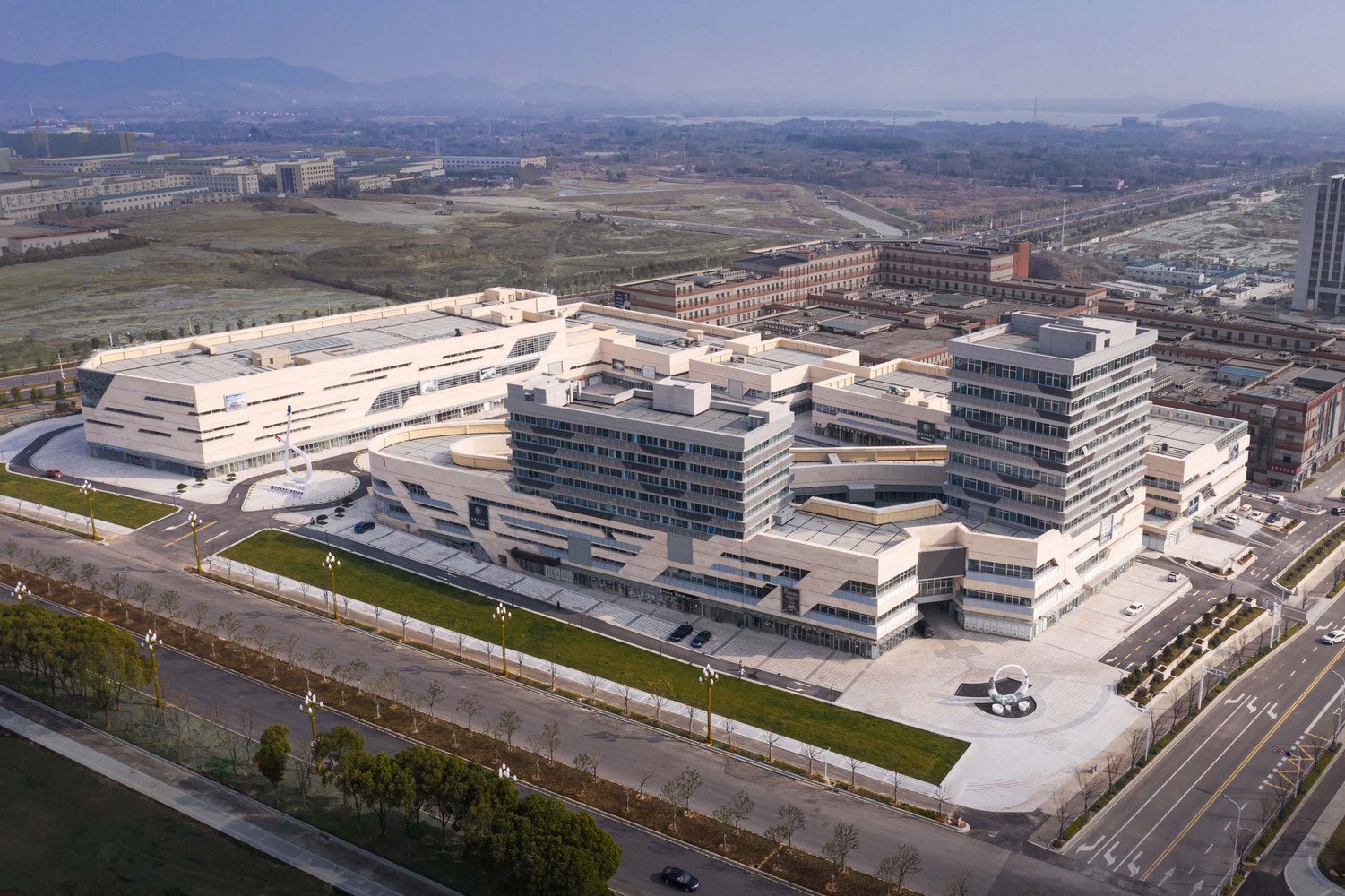 南京天益国际汽车城-9