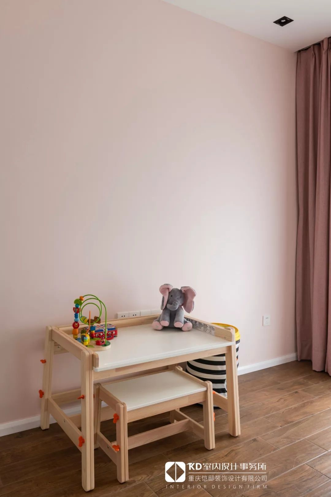 公园王府简约台式风，功能美学展现无遗-87