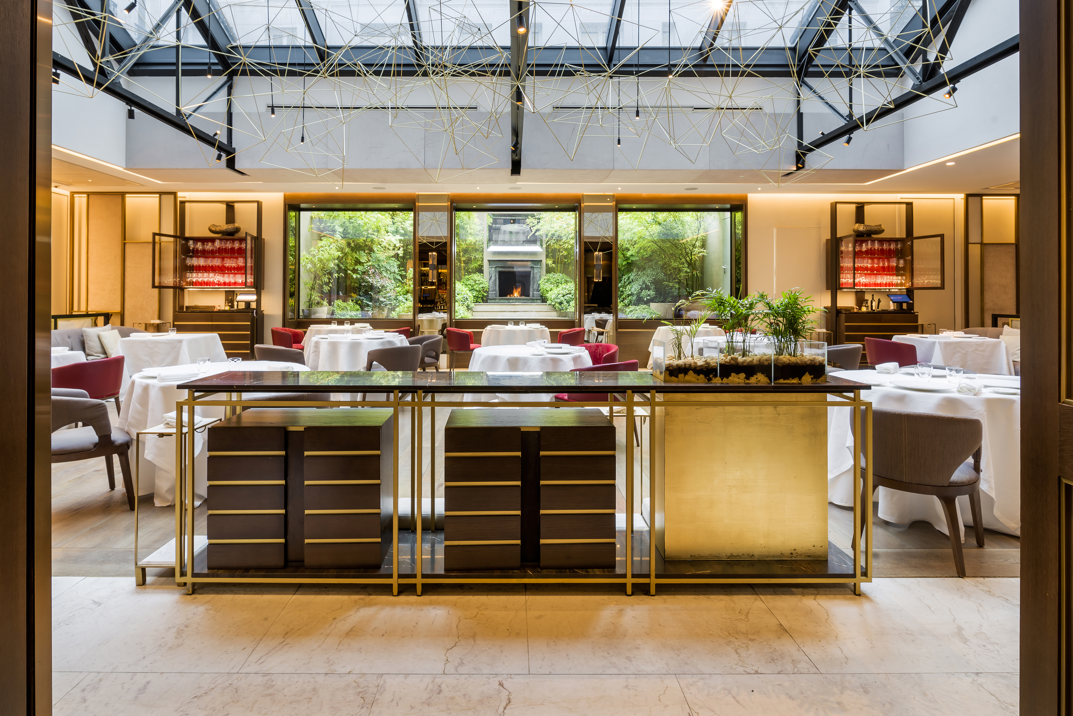 Restaurante "Saddle" en Madrid-8