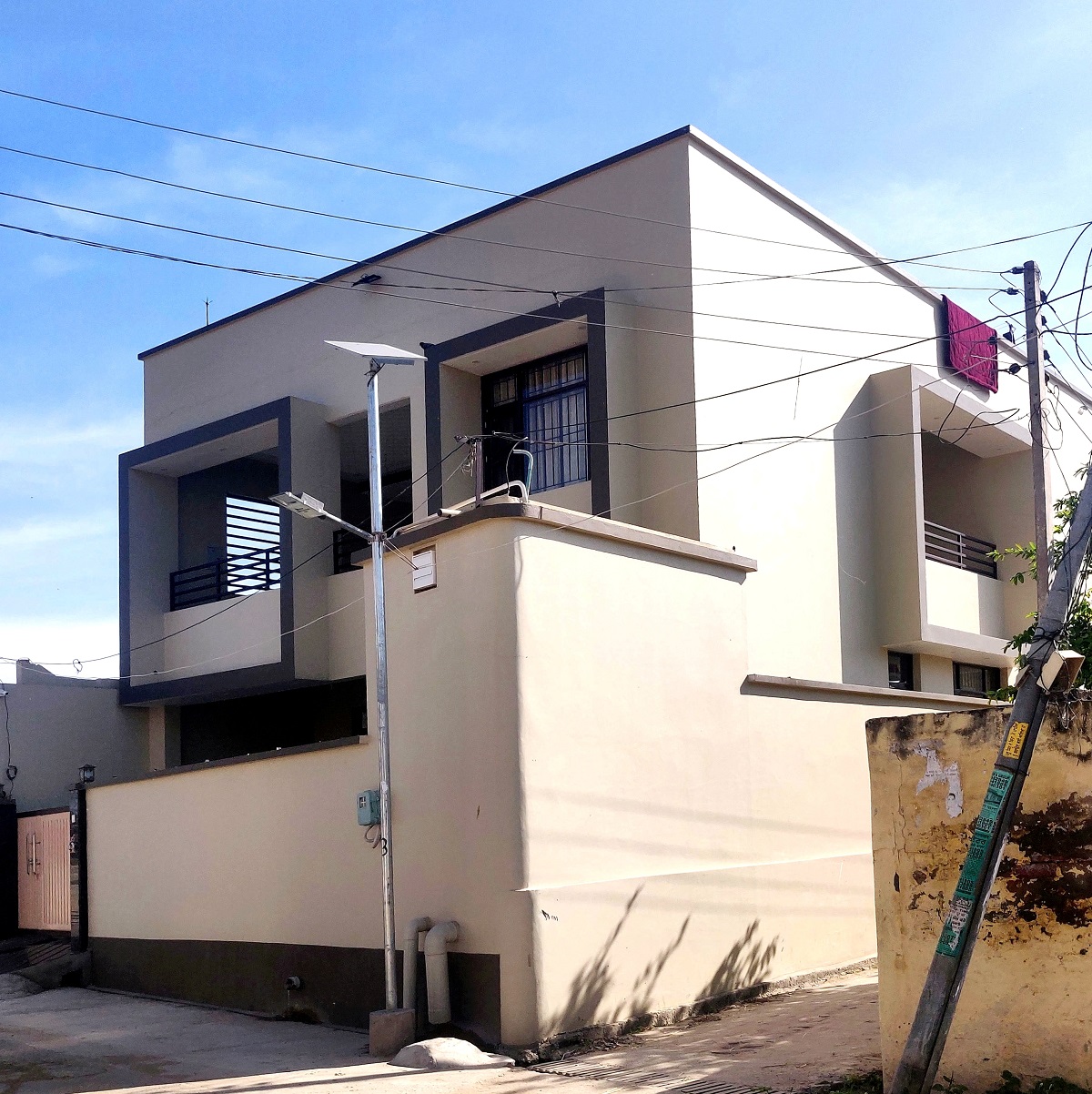A Minimalist House At Rampur Bilron, Hoshiarpur | SARBJIT BAHGA, Principal Architect, BAHGA DESIGN STUDIO LLP-37