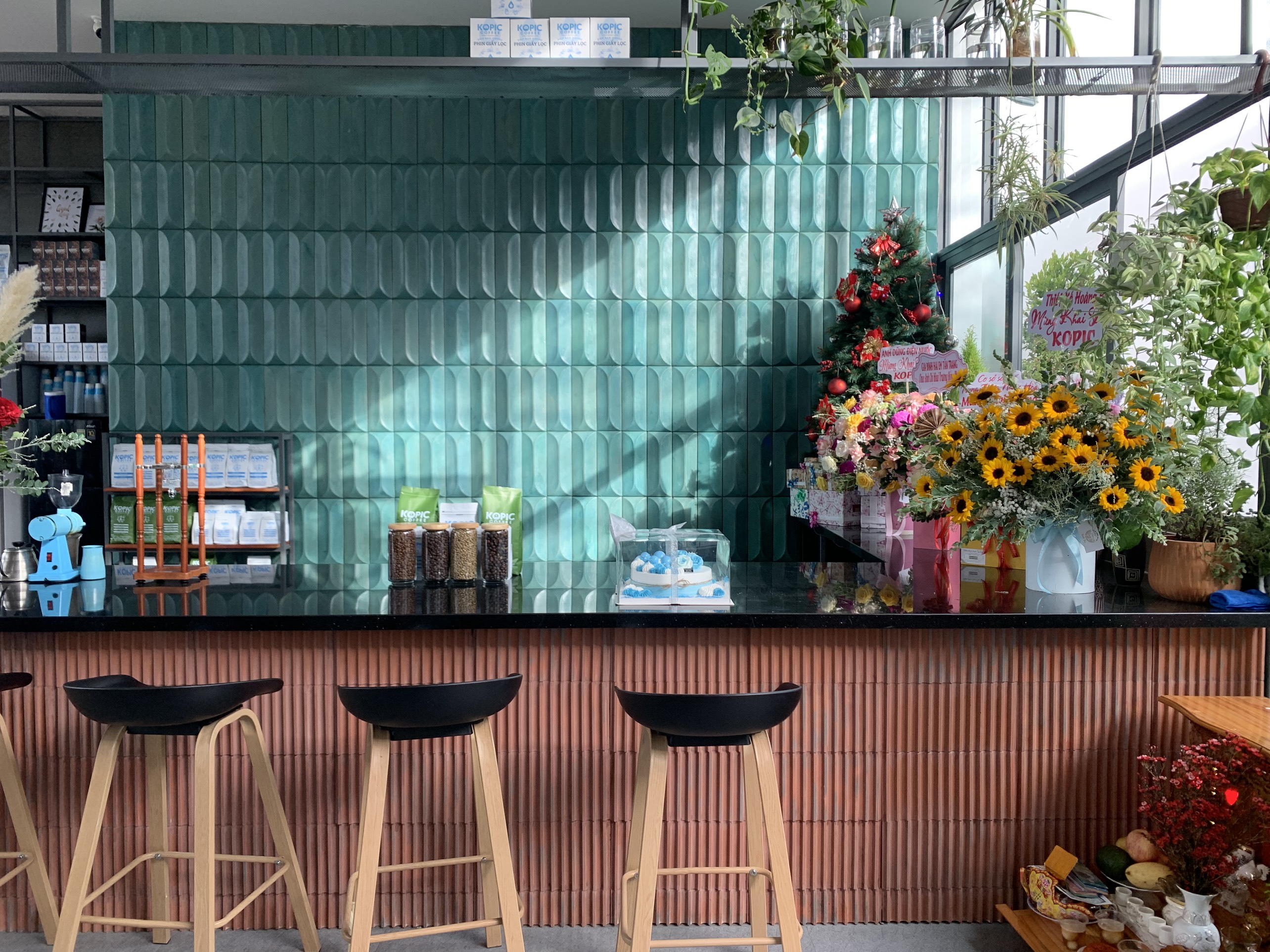 KOPIC SPECIALTY COFFEE EXTERIOR-6