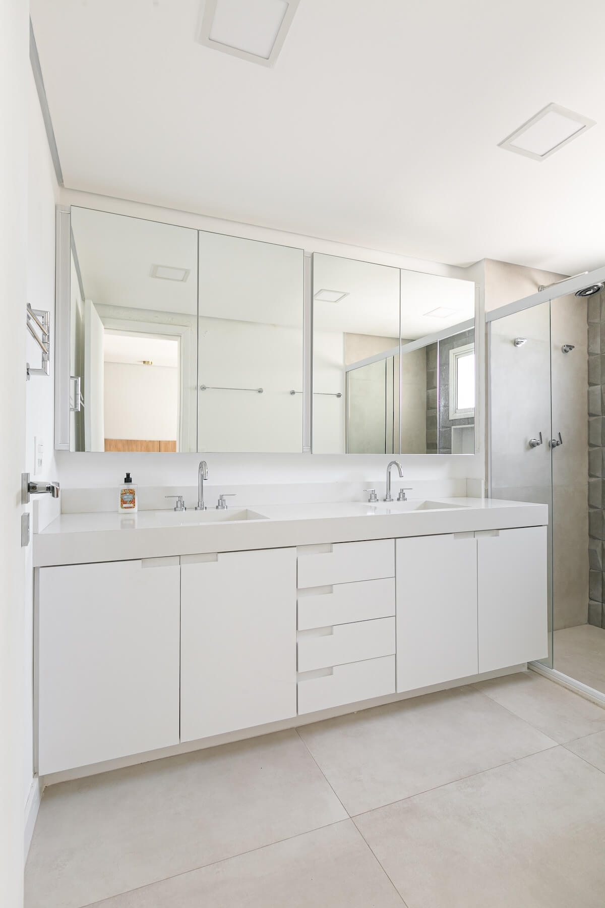 林荫大道公寓丨巴西圣保罗丨Atelier C2H.a-20