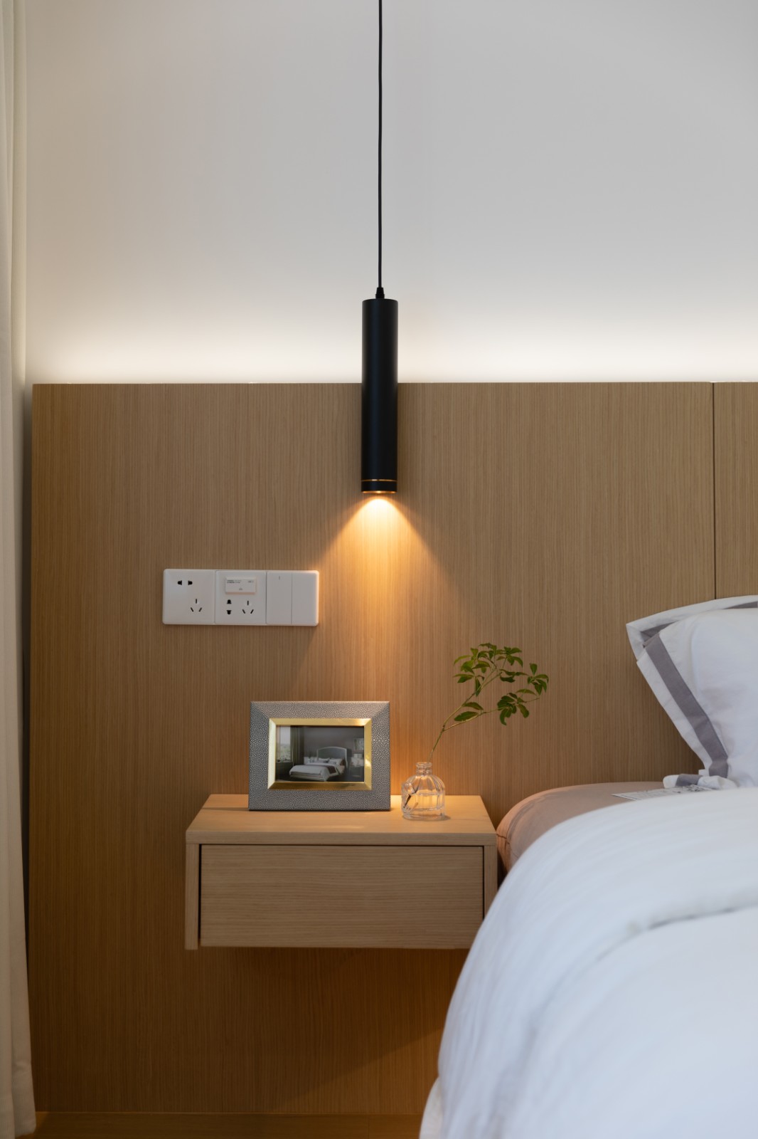 小户型日式原木风婚房设计，舒适惬意的喵汪之家-29