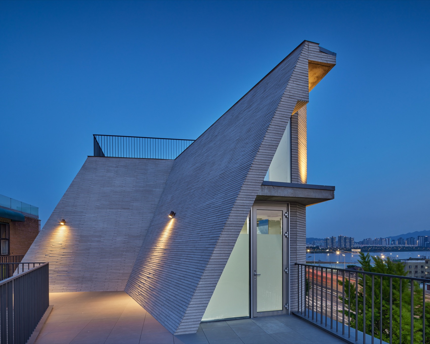 汉南洞 381 混合用途建筑丨韩国首尔丨YKH Associates-33