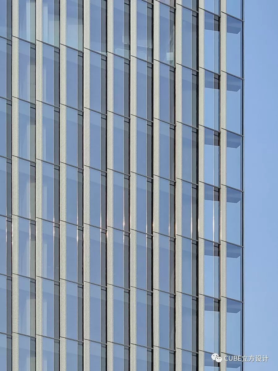 南开大厦 | 城市垂直森林,现代简约生态办公空间-40