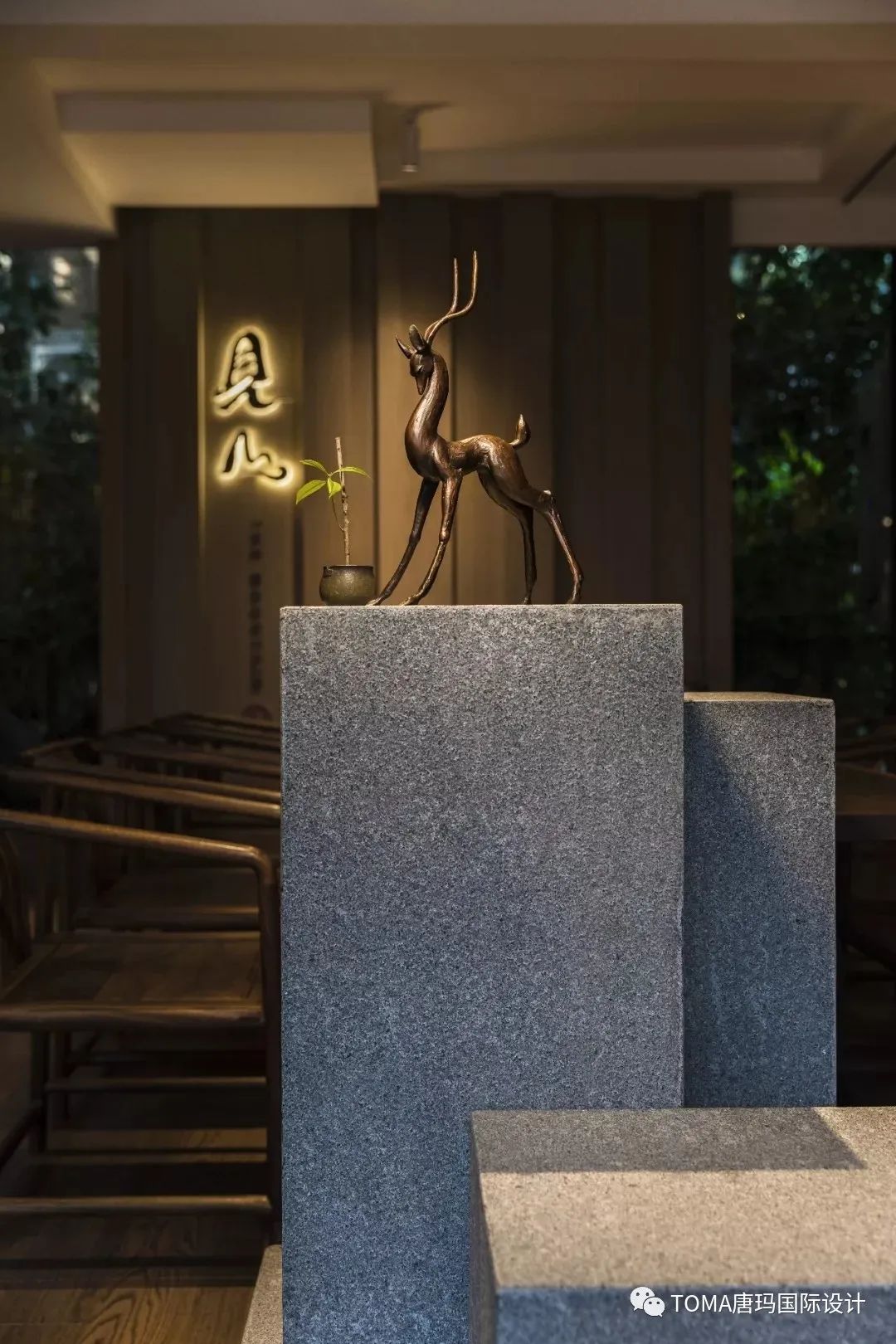 福州“见山”空间,原木与自然的纯净对话-31