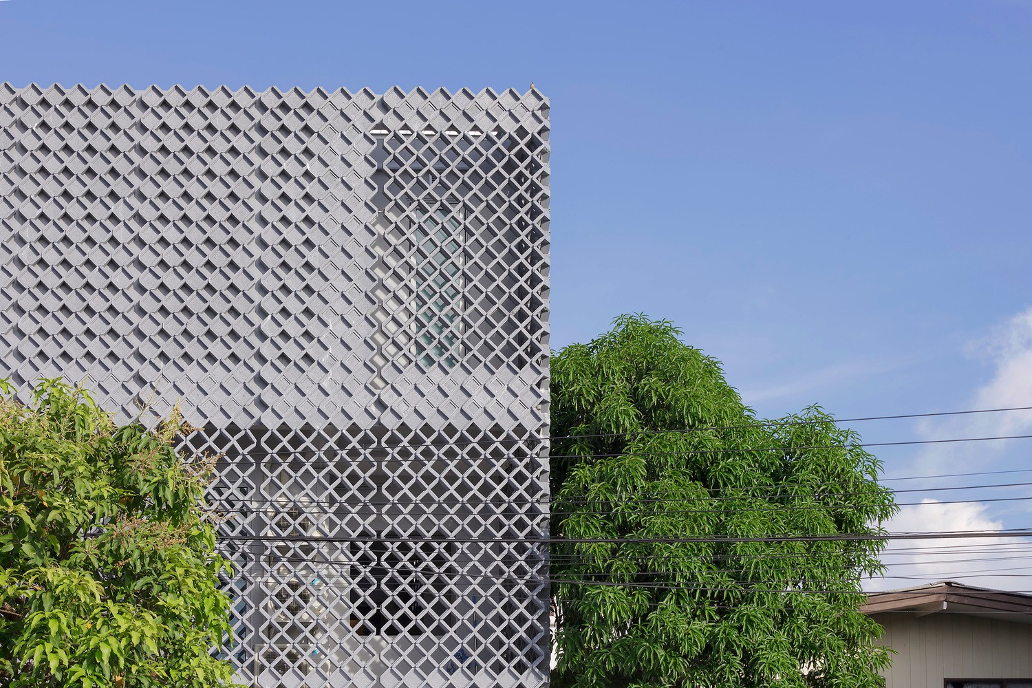 泰国镂空混凝土砖住宅-8