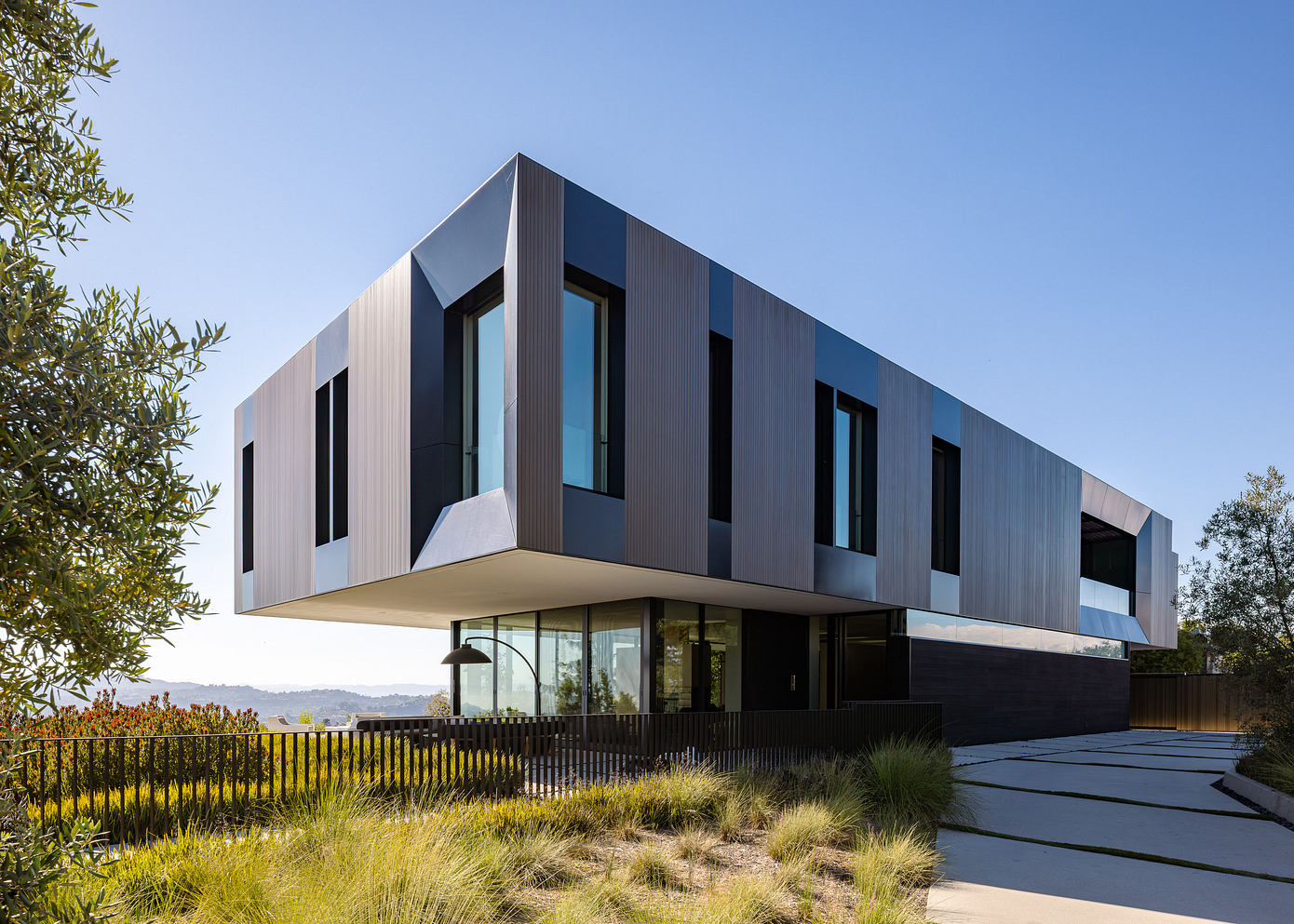 青铜与黑色之屋丨美国洛杉矶丨SPF:architects-9