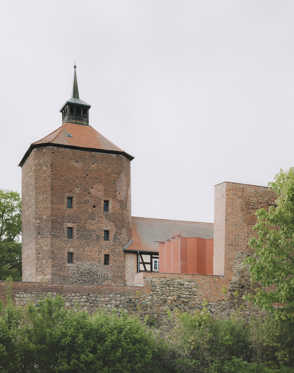 BURGBÜHNE BEESKOW 剧场丨德国丨Atelier Fanelsa-3