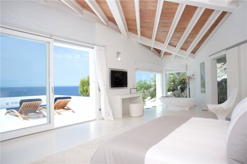Luxury villa with Spectacular Sea Views in Cala Marmacen-28