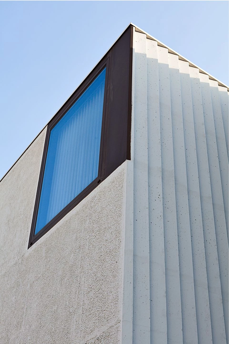 城市之家的现代解析 | 私密与公共的完美融合-17