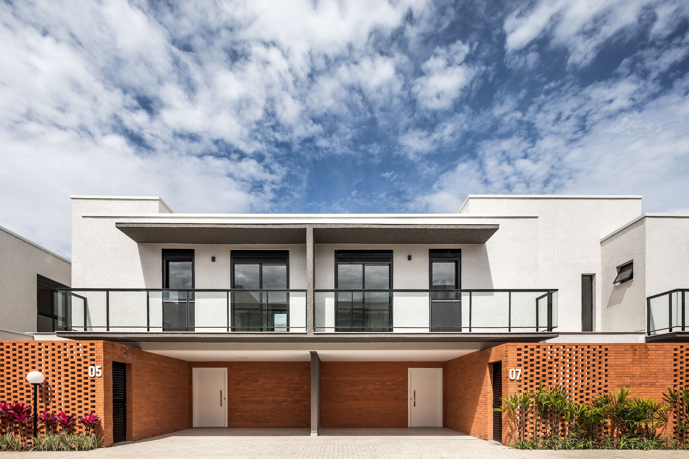 巴西 Curitiba 联排别墅设计丨Nommo Arquitetos-21