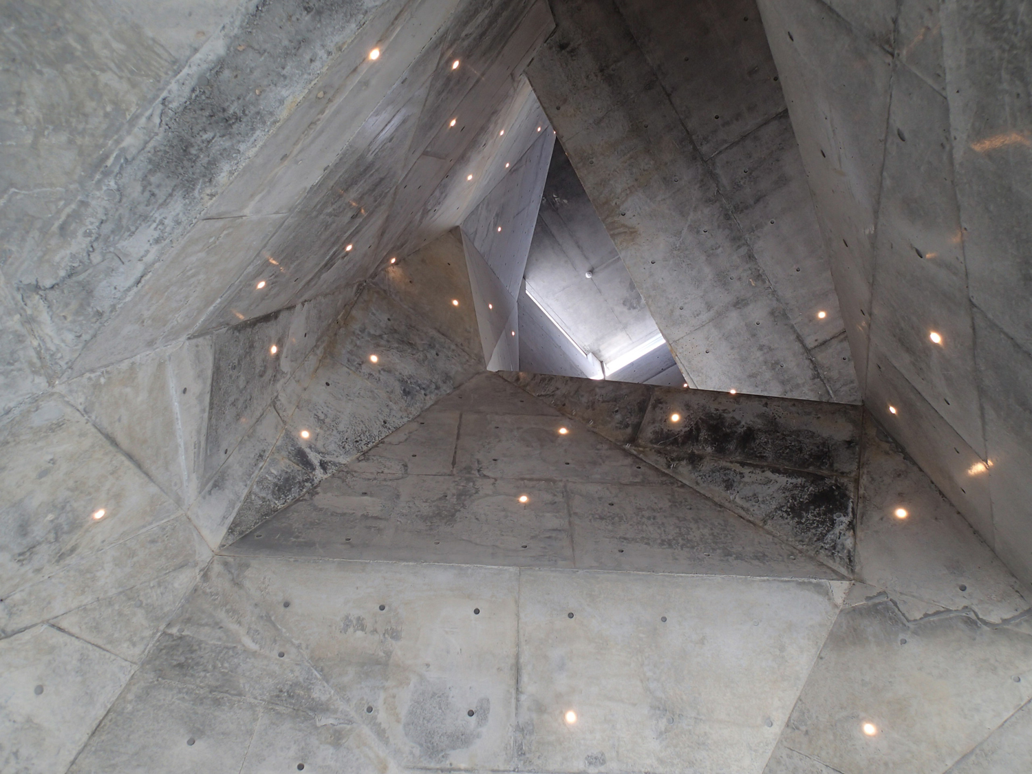 八丈市政府大楼与礼堂-15