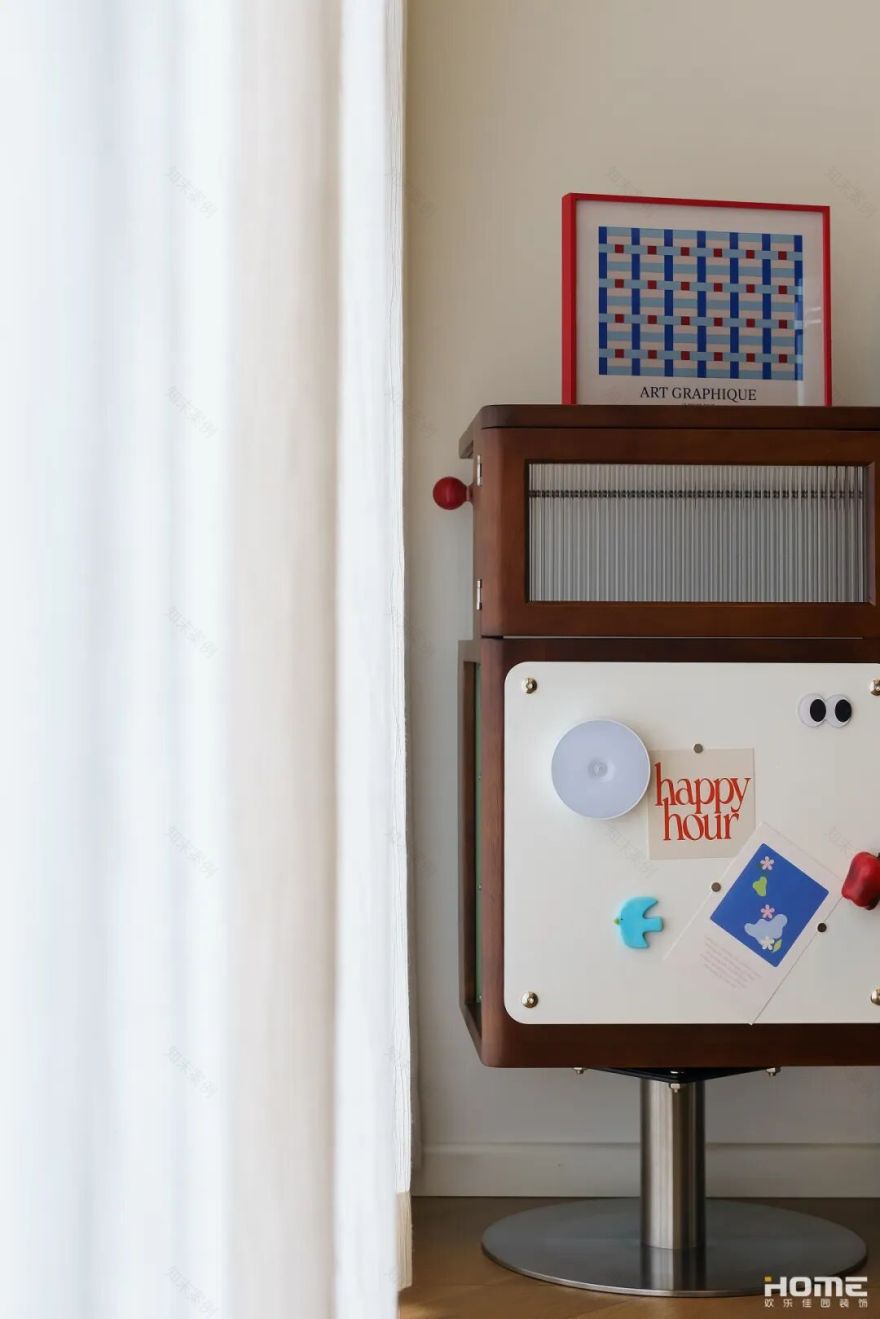 佳园实景|莓想|105㎡包豪斯中古风,三室改两室,大胆鲜活的色彩推门直接被硬控!-41