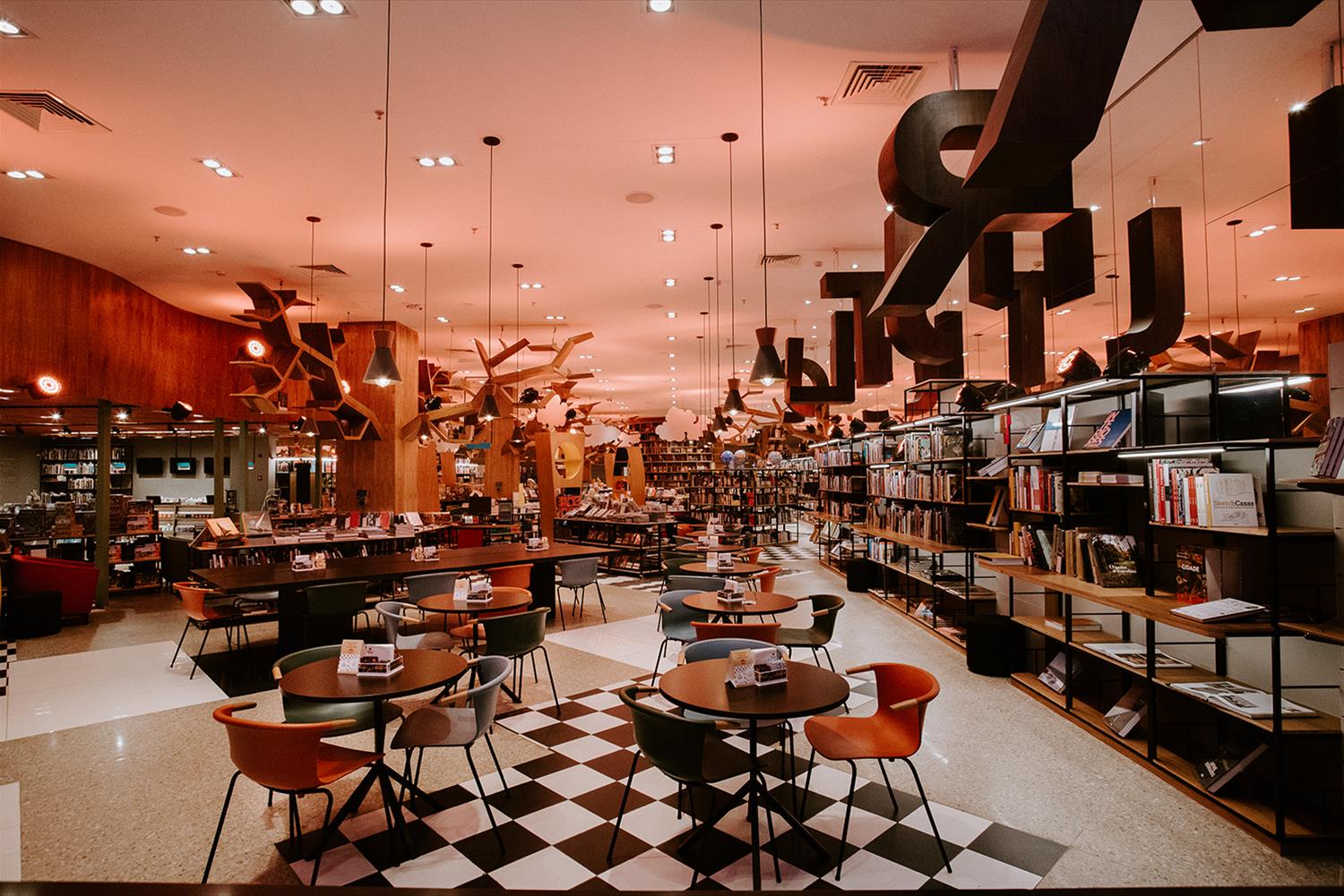 Livraria Cultura Fortaleza · 数字时代的现代图书馆设计-10