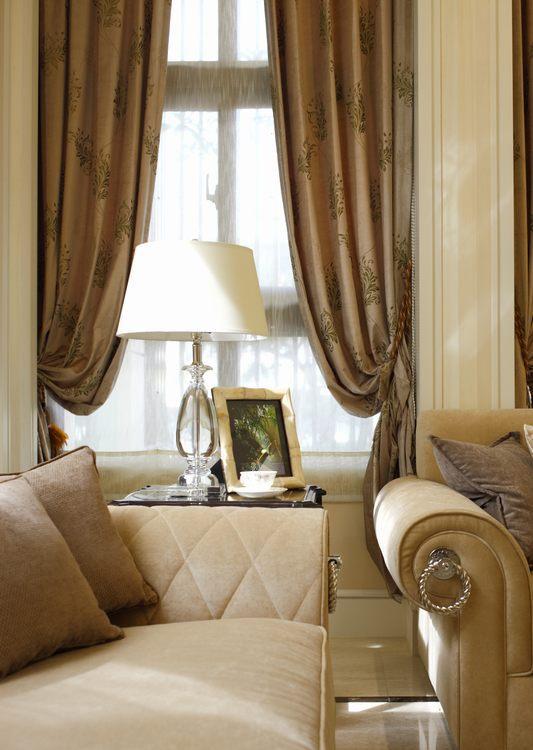 李铭峰打造简约线条大宅 古典气韵与自然光线辉映-12