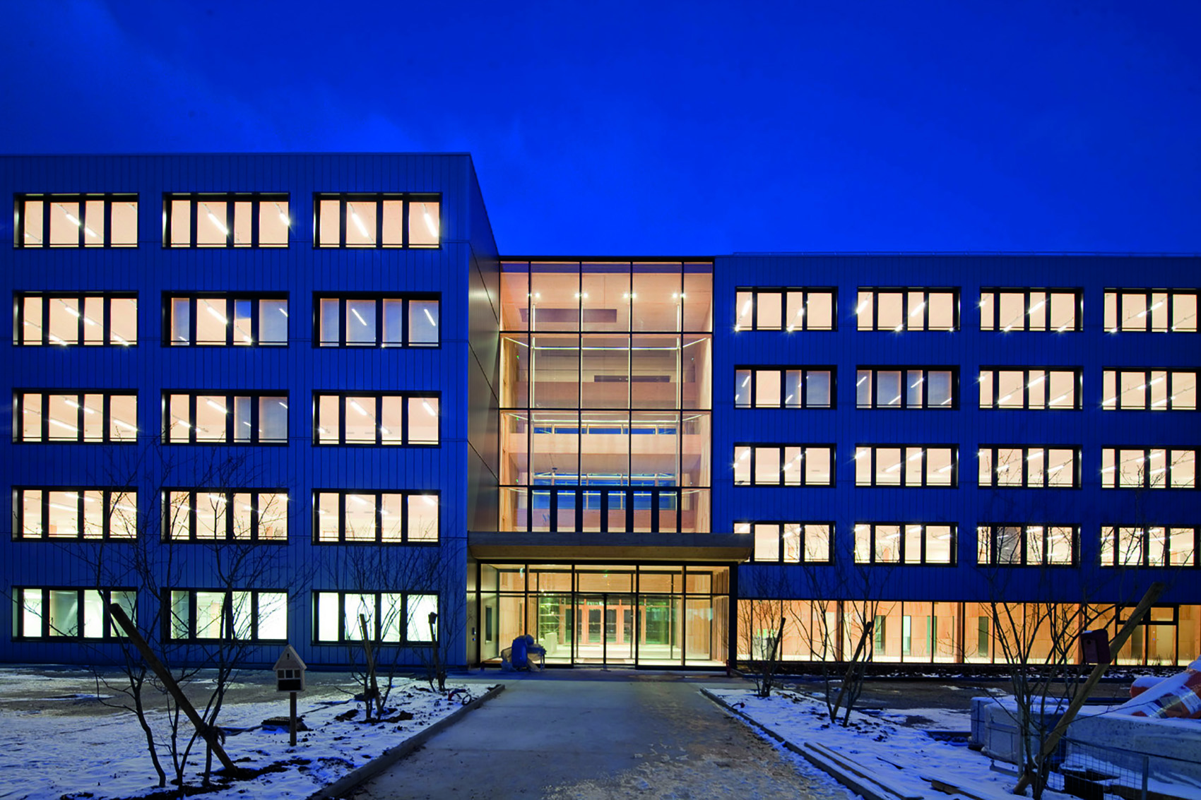 法国雷诺科技中心 · 环保木质建筑的典范丨ArtBuild-22