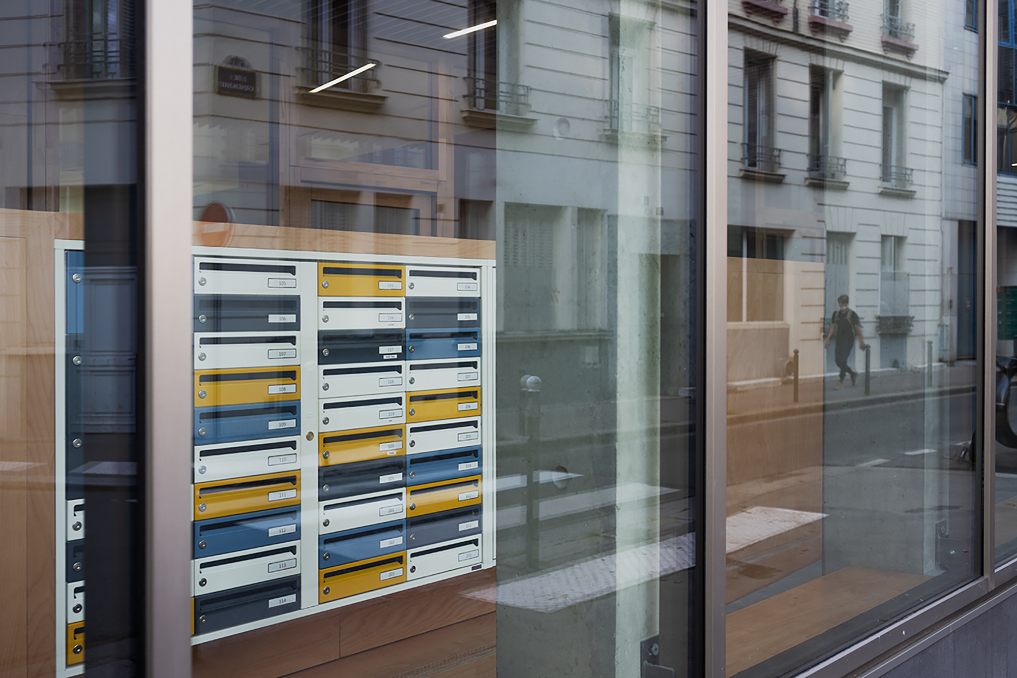 Rue Castagnary 混合用途建筑丨法国巴黎丨TANK-31