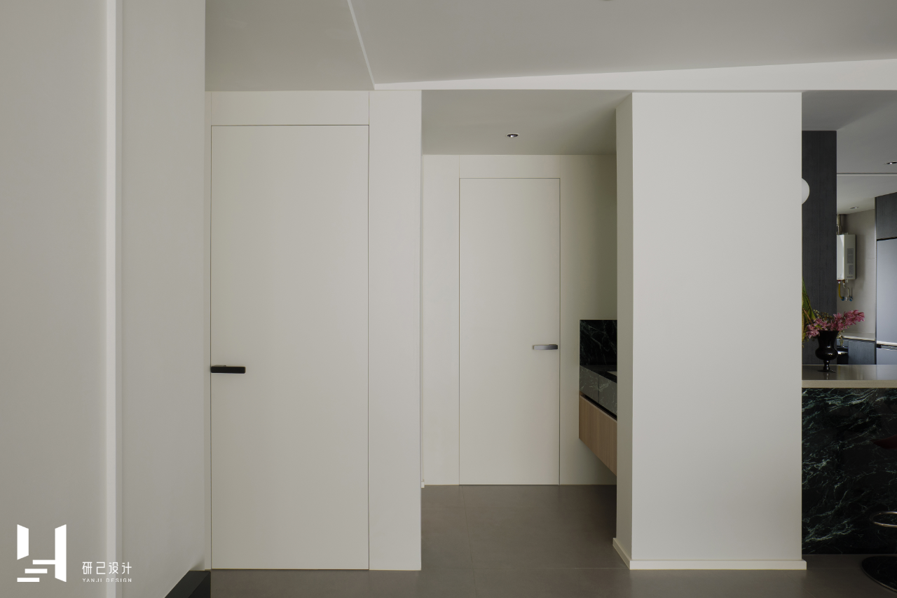 安徽芜湖国宾台142㎡ 《黑色圆舞曲》丨中国芜湖丨研己设计-40