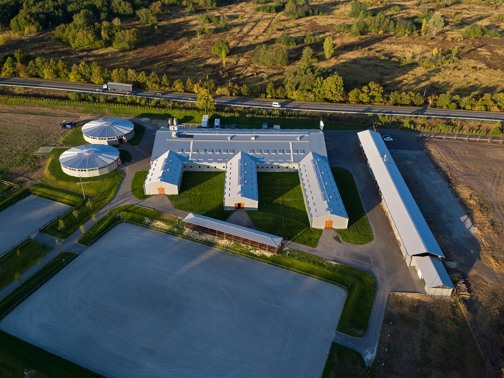 VG马术俱乐部,乌克兰 / Drozdov&Partners-19