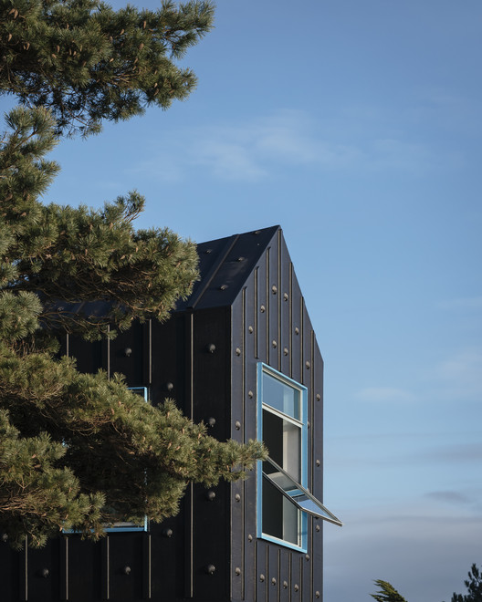 英国 Poole 海滨艺术家工作室丨Studio MUTT-18