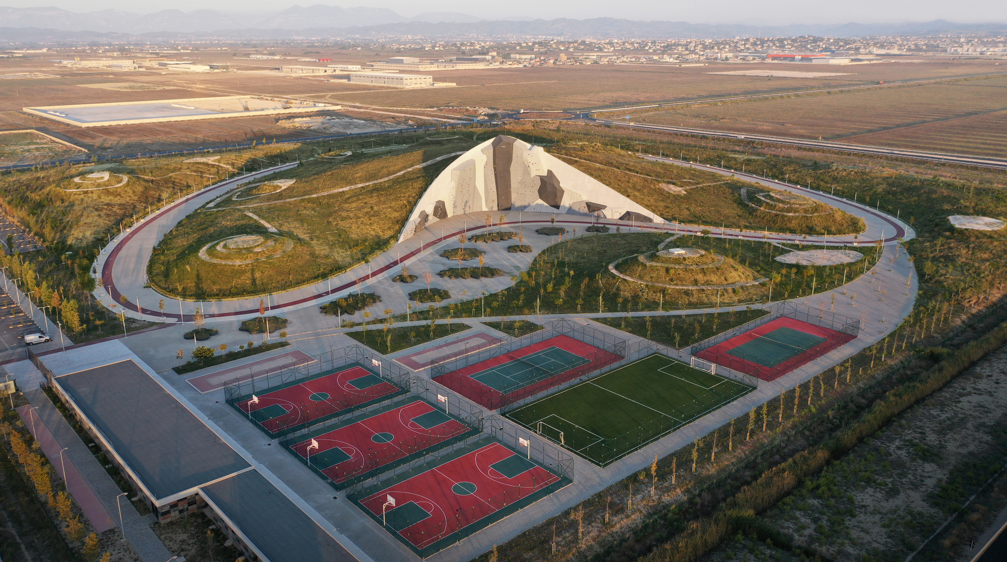 都拉斯生态公园丨Albania丨Casanova + Hernandez Architects-9