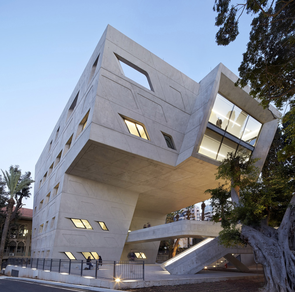 Issam Fares Institute – American University of Beirut  Zaha Hadid Architects-55