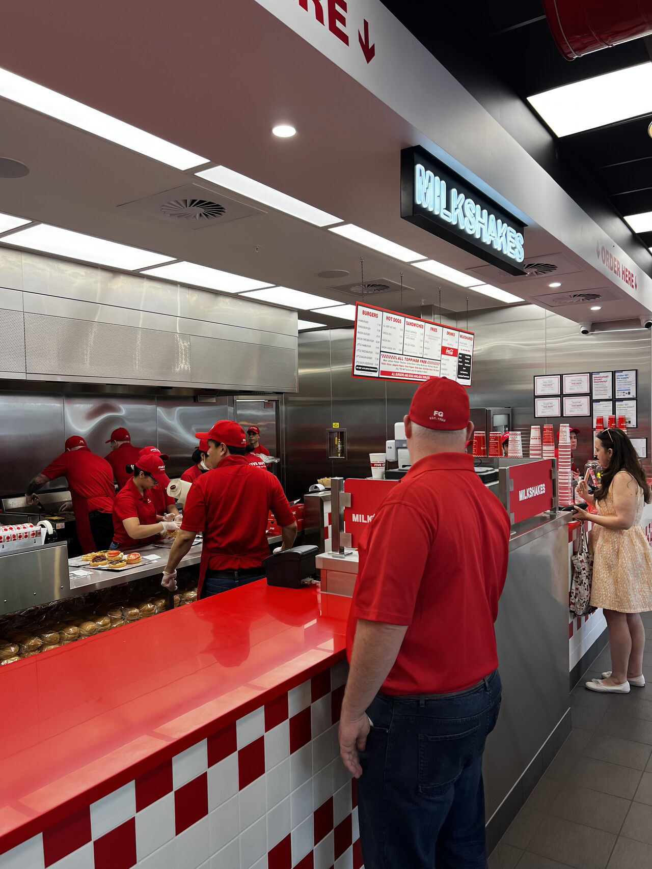 Five Guys餐厅墨尔本维多利亚女王店设计丨澳大利亚-25