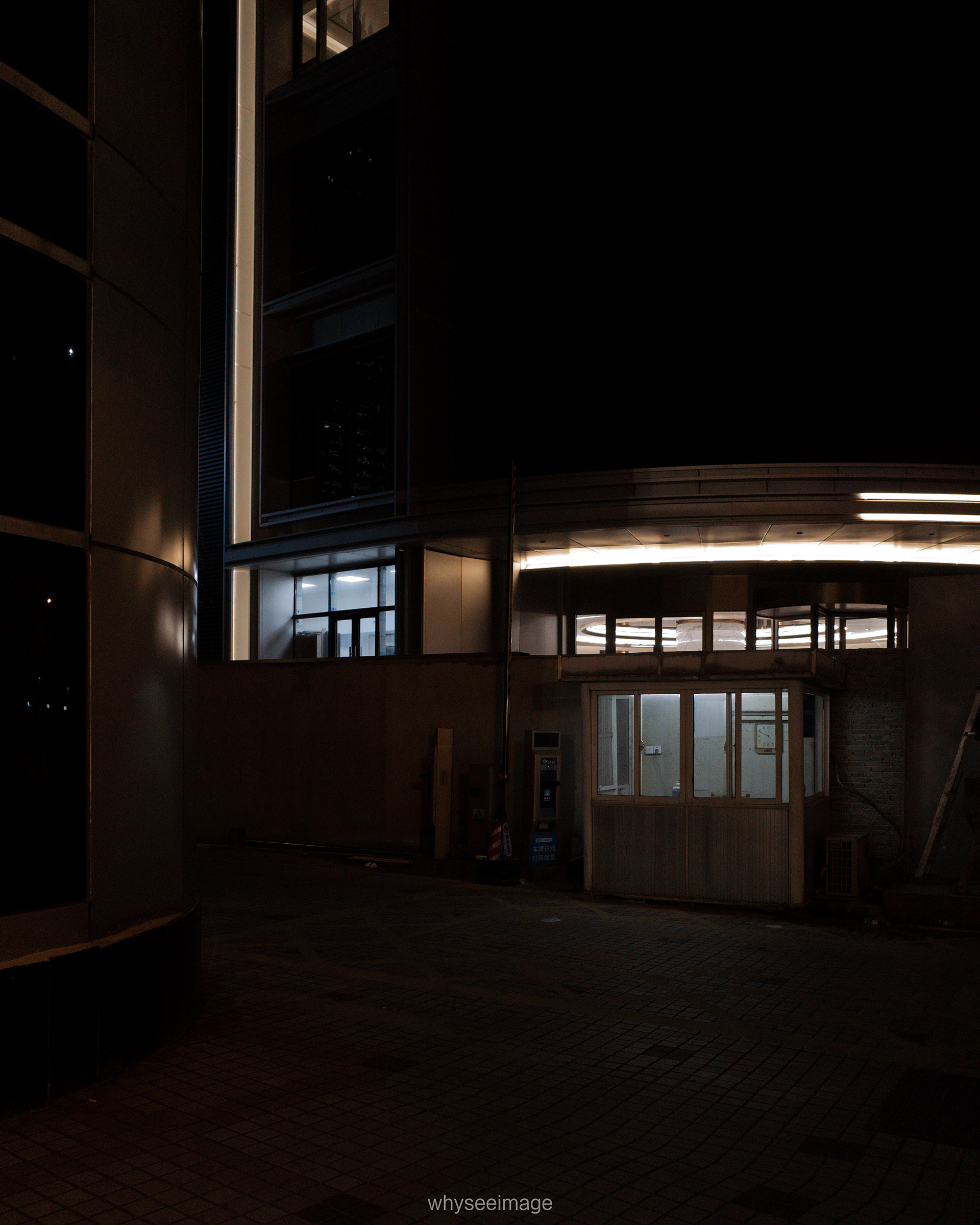 明亮时刻 · 不如回到街头丨中国上海丨whyseeimage-30