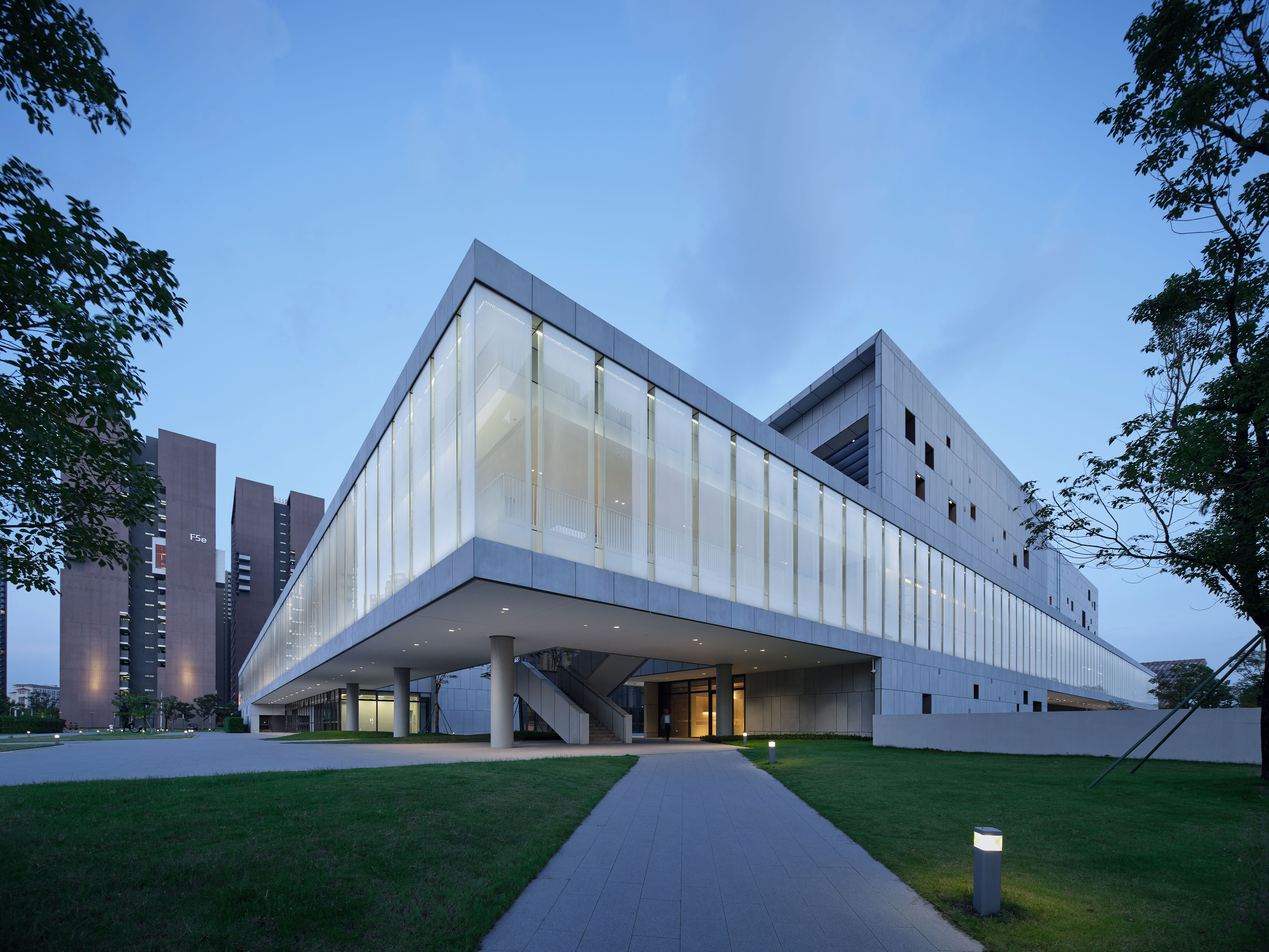 华南理工大学广州国际校区，E5文化活动中心 / 华工设计院-14