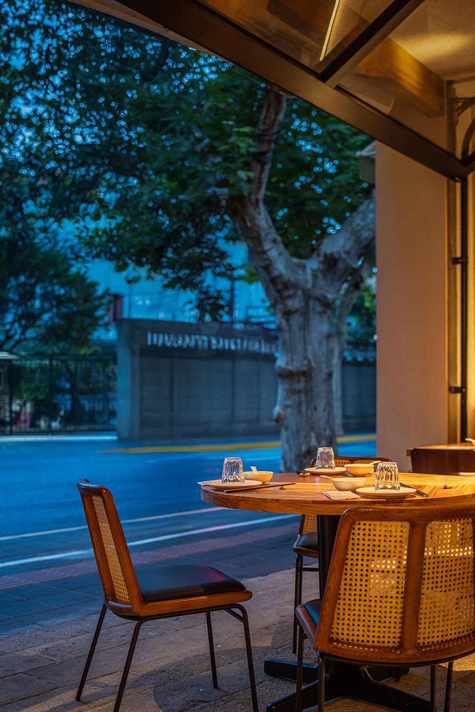 老弟兄海鲜排挡（上海）丨中国上海丨本样设计-93