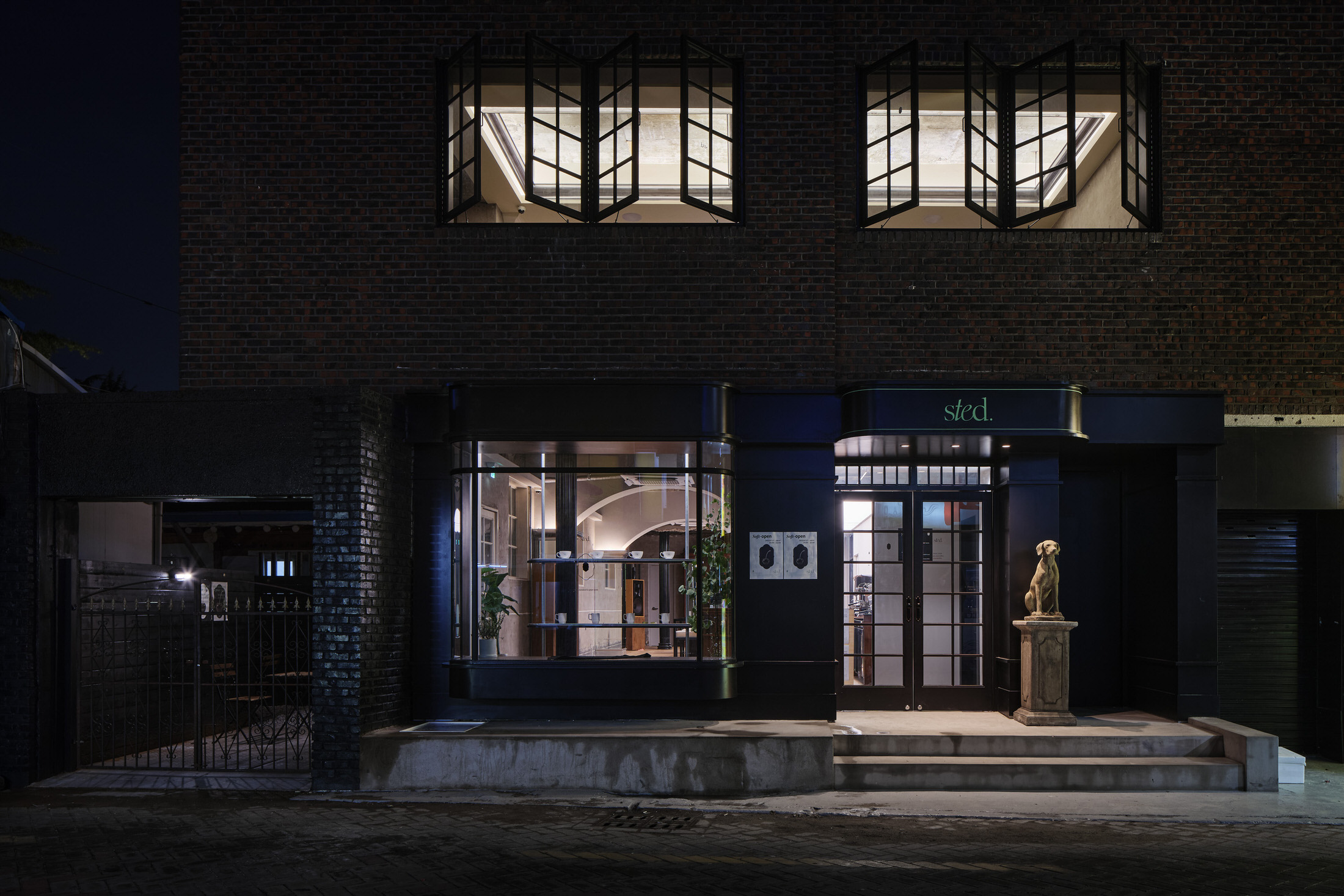 首尔欧式咖啡馆丨韩国首尔丨釜山 Design by 83-54