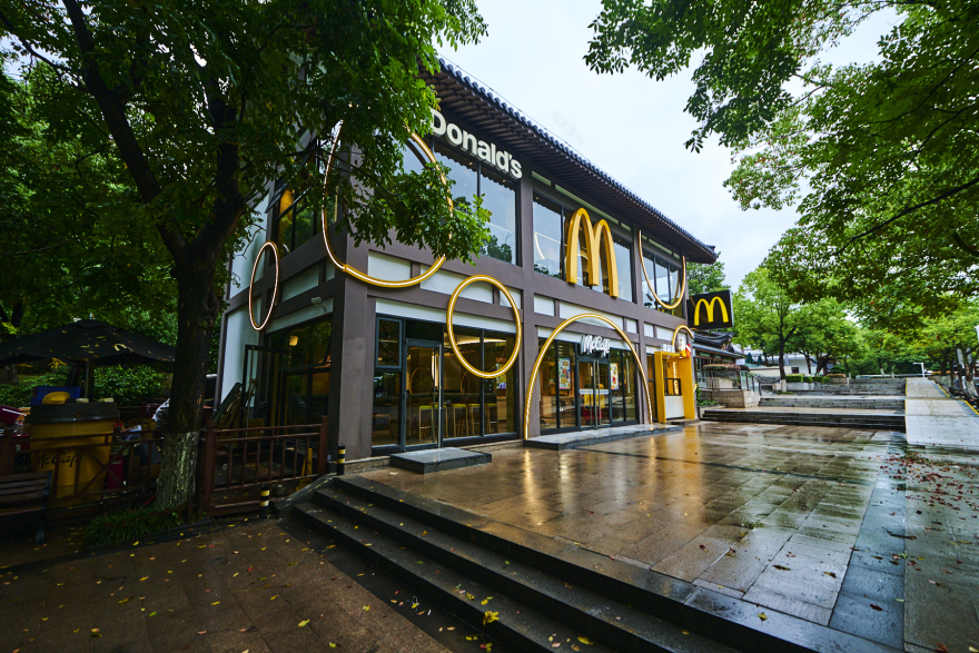 南京麦当劳丨中国南京-12