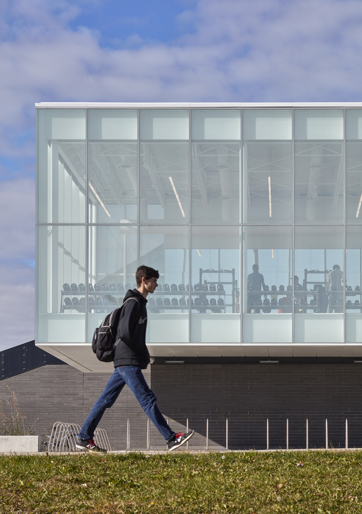 基奇纳康尼斯托加学院学生娱乐中心-37