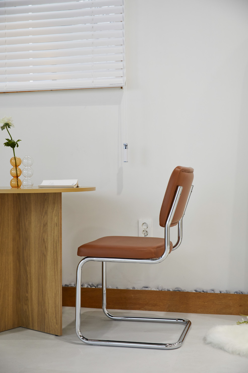 25 平米工作室，极简设计惊艳亮相-13