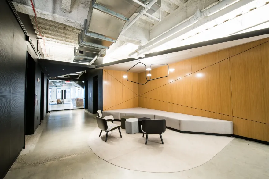 曼哈顿金融区 Vox Media 办公室的绿色环保设计-43