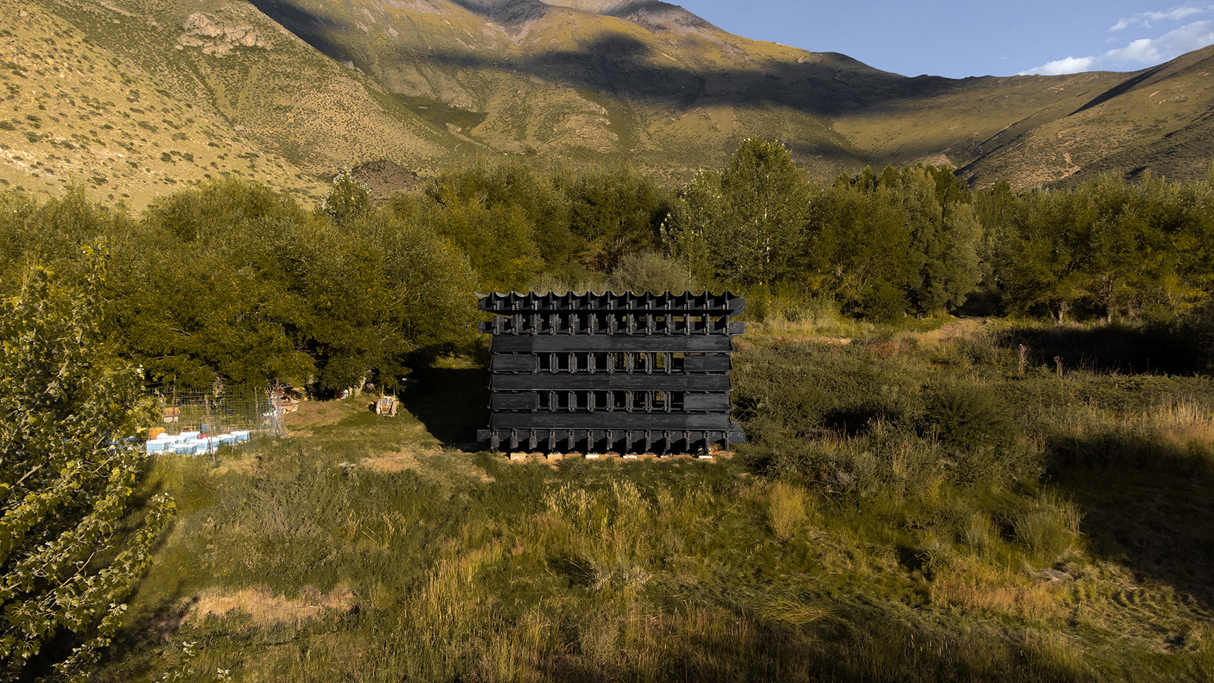 山南观蜂小屋，西藏 / OMNO-4