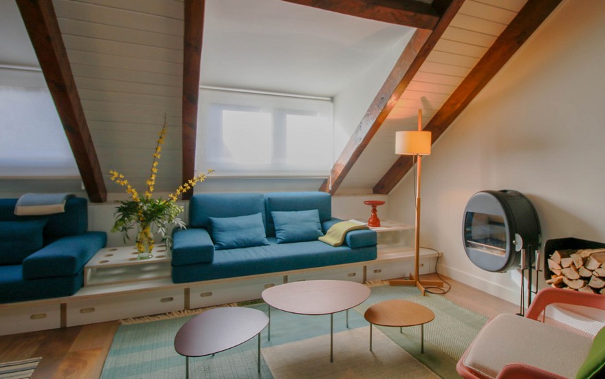 西班牙复式顶层公寓的现代改造-1