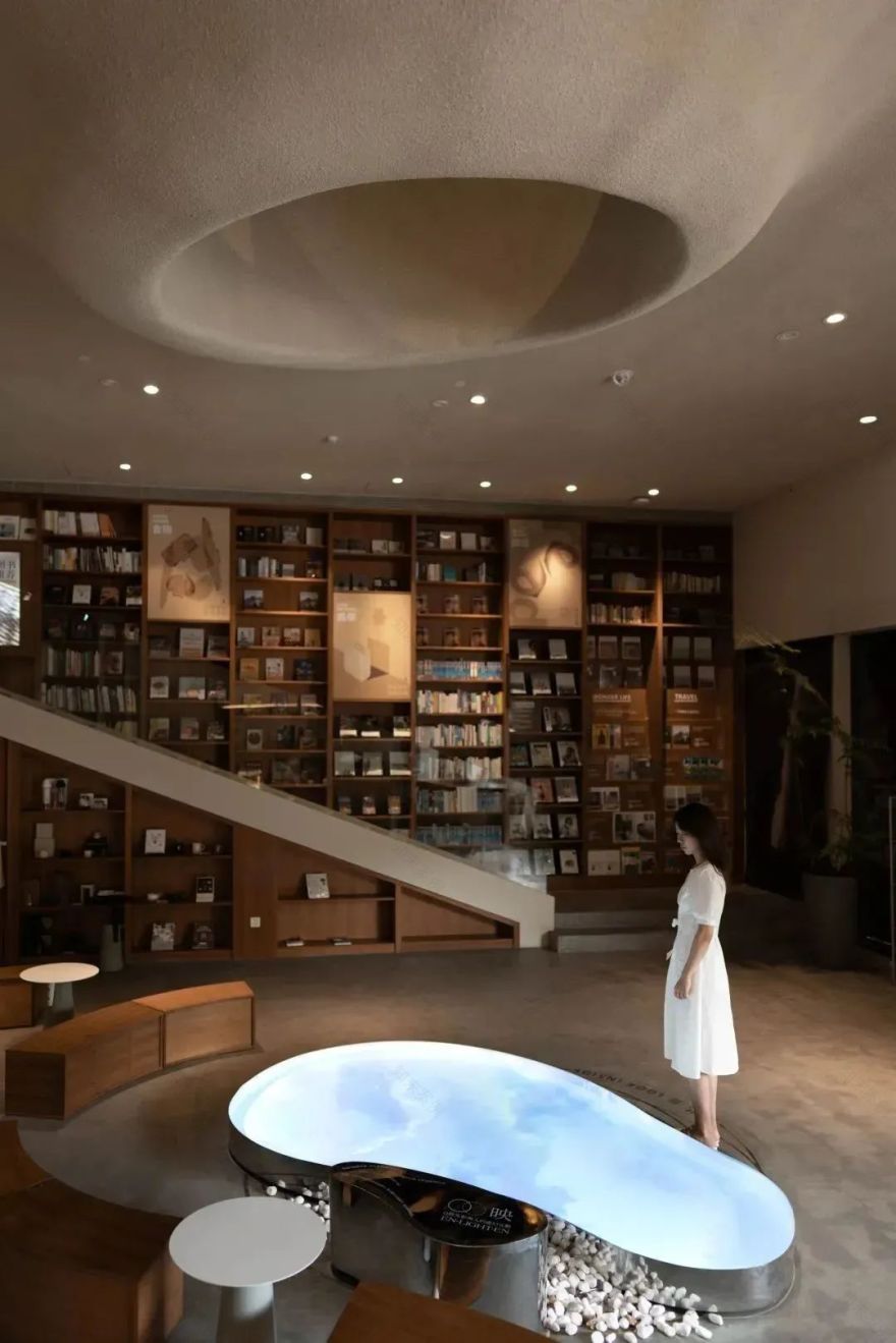 虚景幻映——光景与映互动装置艺术探索-42