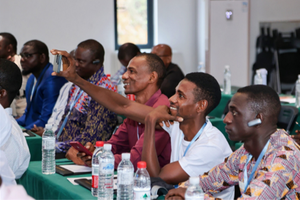 华蓝·海外｜“冈比亚住房城乡建设行业技术研修班”来集团学习交流-6